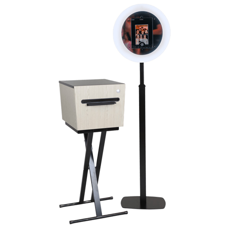 Photobooth met fotostrips voor bruiloft en bedrijfsfeest